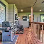 Eclectic Cabin With Hot Tub 1 Mi To Ober Gatlinburg