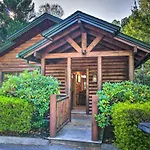 Bear Paw Inn With Hot Tub And Pool Table!
