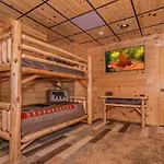 Roaring Fork Lodge