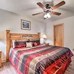 Quiet And Secluded Gatlinburg Cabin With Hot Tub!