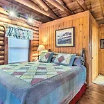 Gatlinburg Log Cabin With Hot Tub And Mountain Views!