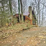 Gatlinburg Log Cabin With Hot Tub And Mountain Views!