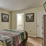 Gatlinburg Towers Condo Unit 501 - Great Location! Close To Town! Condo