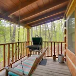 Gatlinburg Cabin With Pool Table About 6 Mi To Downtown!