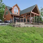 Cajun Spice, 2 Bedrooms, Mountain View, Hot Tub, Wifi, Sleeps 6