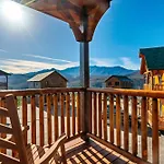 Full Equipped Cabin With A Pool And Game Room Smokies Views