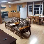 Cabin In Gatlingburg L