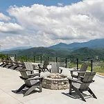 Highlands Of The Smokies 402 2Br