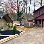 Shady Woods Cabin