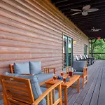 Hickory Ridge By Avantstay Incredible Private Elevated Cabin Sleeps 20