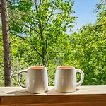 Romantic Cabin Retreat By Ghosal Luxury Lodging