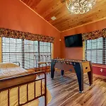 Cozy Cub Cabin