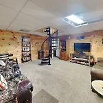 Scooter Bears Den