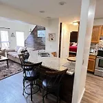 Cub Way-Cozy 1 Bedroom With Sleeping Loft