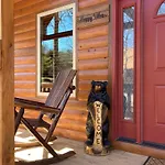 Happy Vibes Cabin - The Name Says It All!
