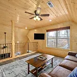 Close To Downtown Gatlinburg Amazing Mount Leconte Views Hot Tub Game Room