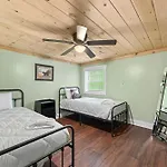 Huskey Hide Away