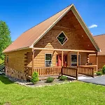 Cozy Log Cabin, Hot Tub, Pool Table, Pool Access