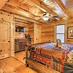 Gatlinburg Cabin With Resort Pool By National Park!