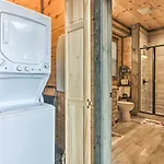Smoky Mountain Hideaway With Hot Tub, Deck And Views!
