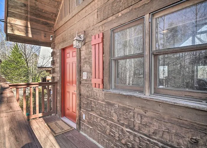 The Great Escape Gatlinburg Getaway With Hot Tub!