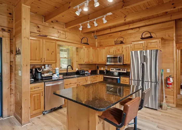 Mountain View 5 Bdrm Gatlinburg Cabin Near Downtown Arts
