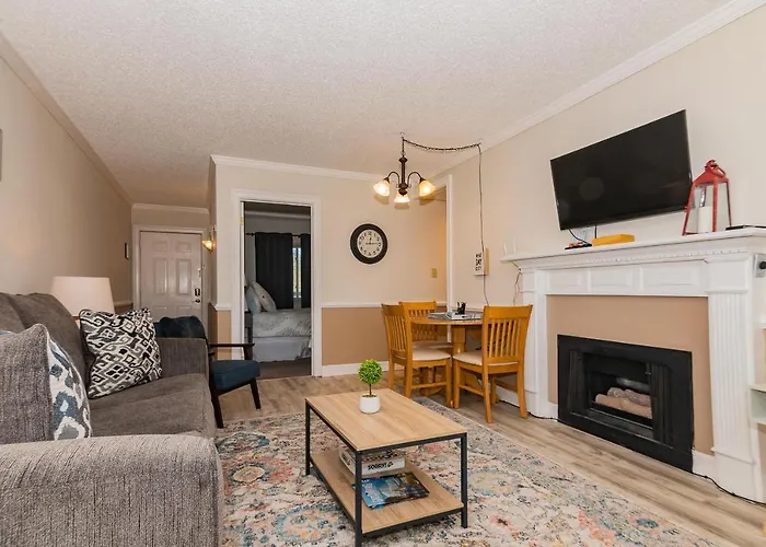 Gatlinburg Chateau Condo 304