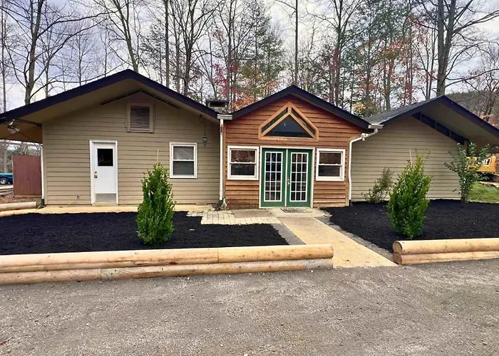 Shady Woods Cabin