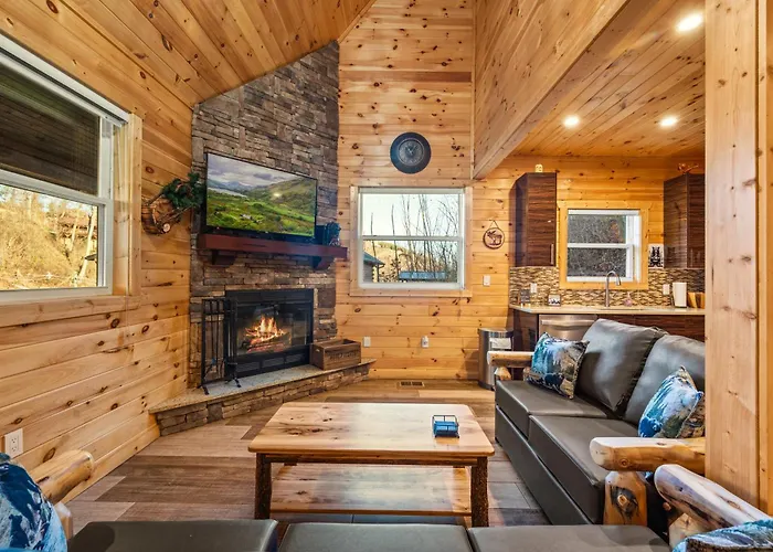 Big Bear Bend Gatlinburg Chalet Village