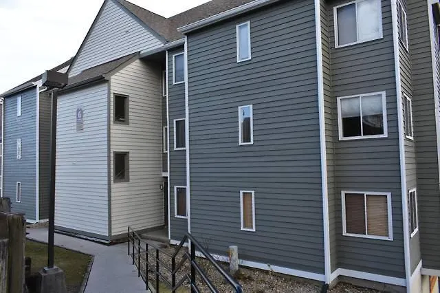 The Summit #6301 - 3 Bedroom All Queens