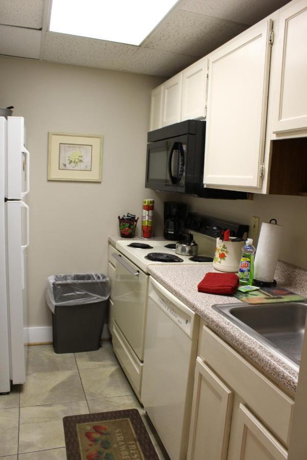 Apartment Chateau 210 *