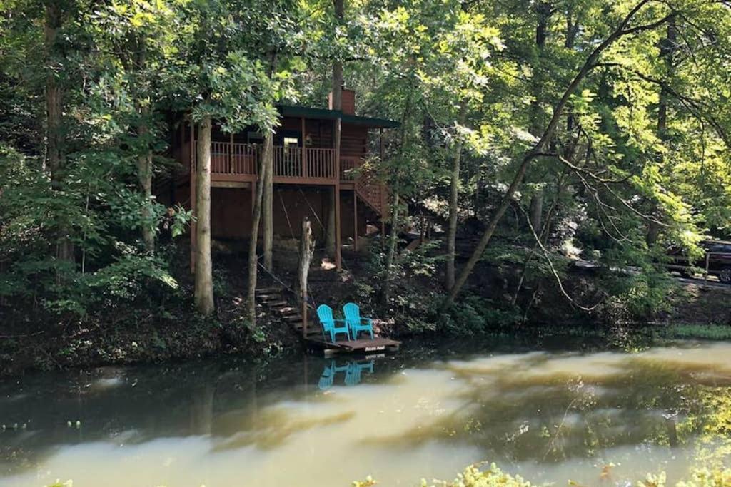 The Fishing Hole - Sage Vacations Gatlinburg