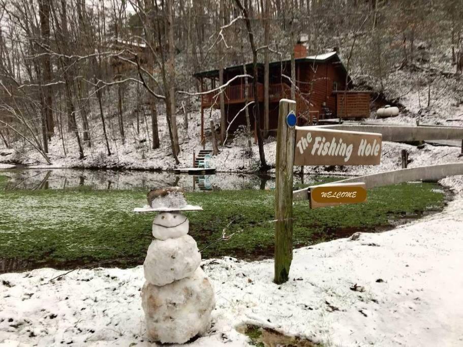 The Fishing Hole - Sage Vacations * Gatlinburg