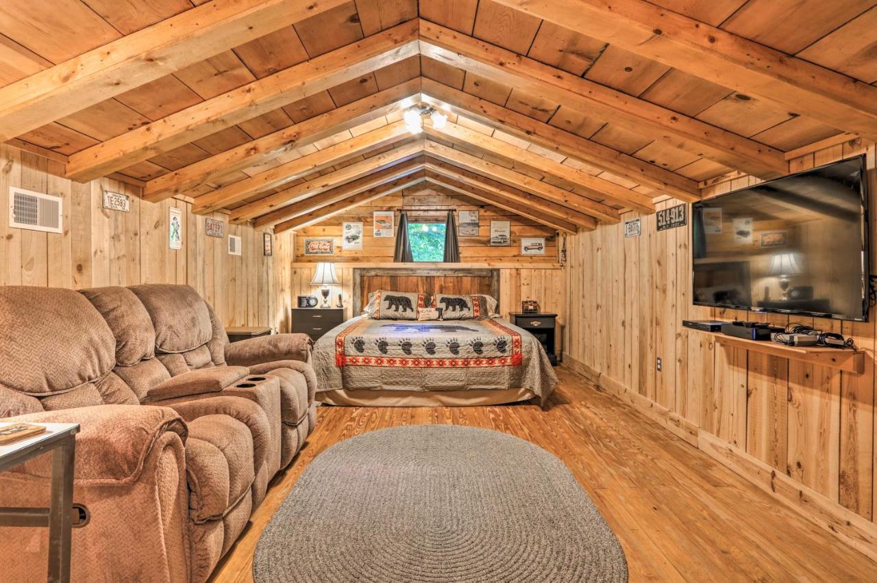 Creekside Smoky Mountain Paradise Less Than 1 Mi To Hiking Holiday home Gatlinburg