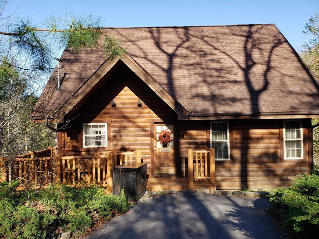 Bear's Lair Gatlinburg