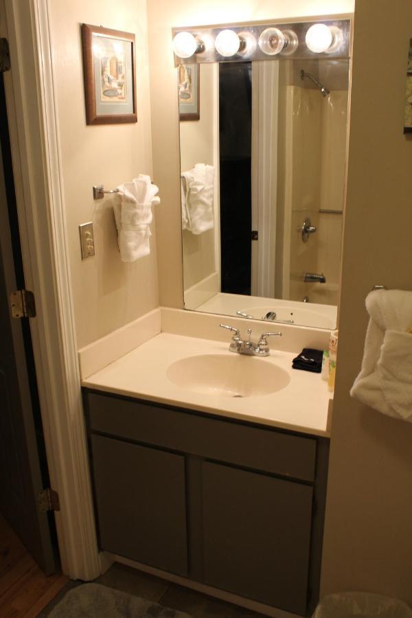 Chateau 210 Apartment