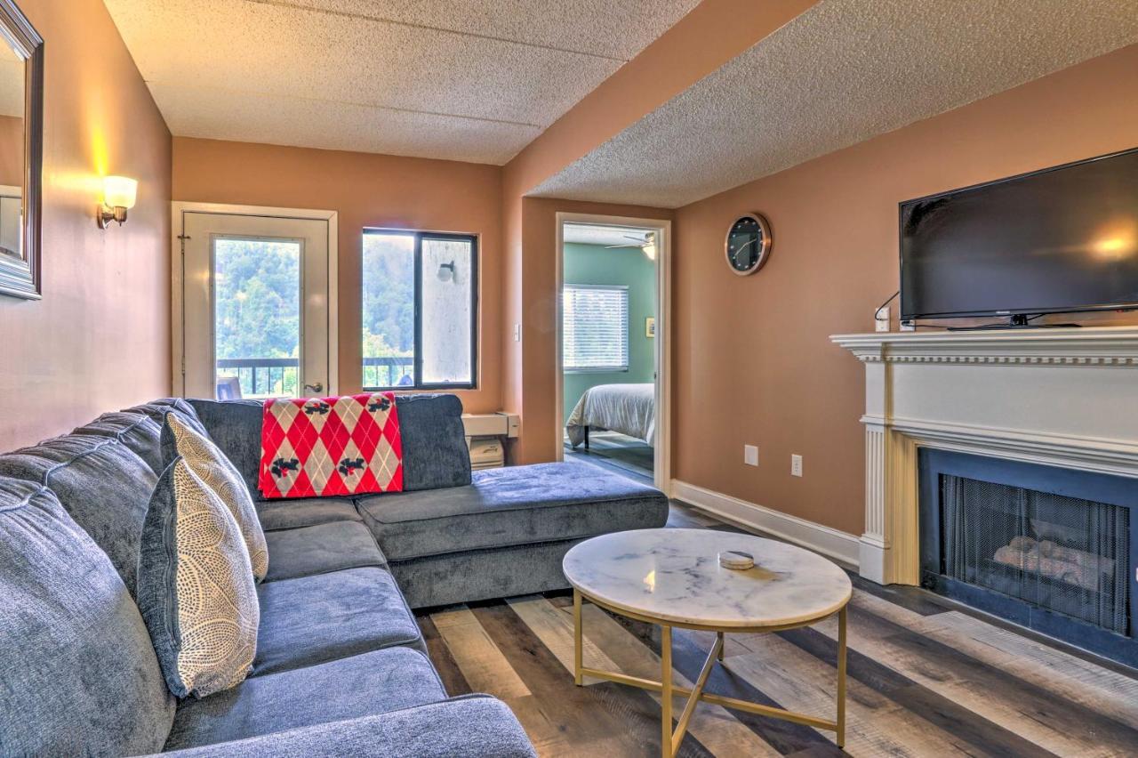 Walkable Downtown With Pool Access Gatlinburg