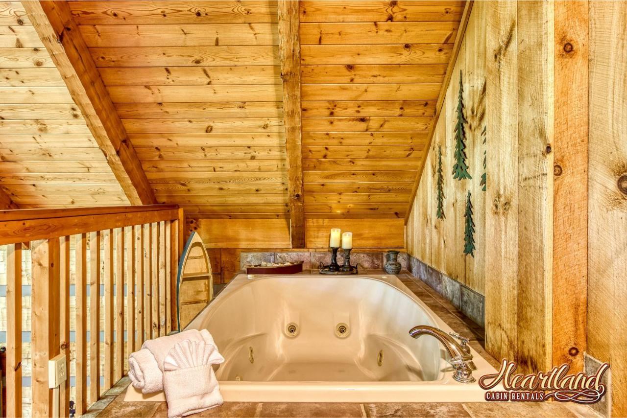 Cozy Mountain Hideaway Holiday home