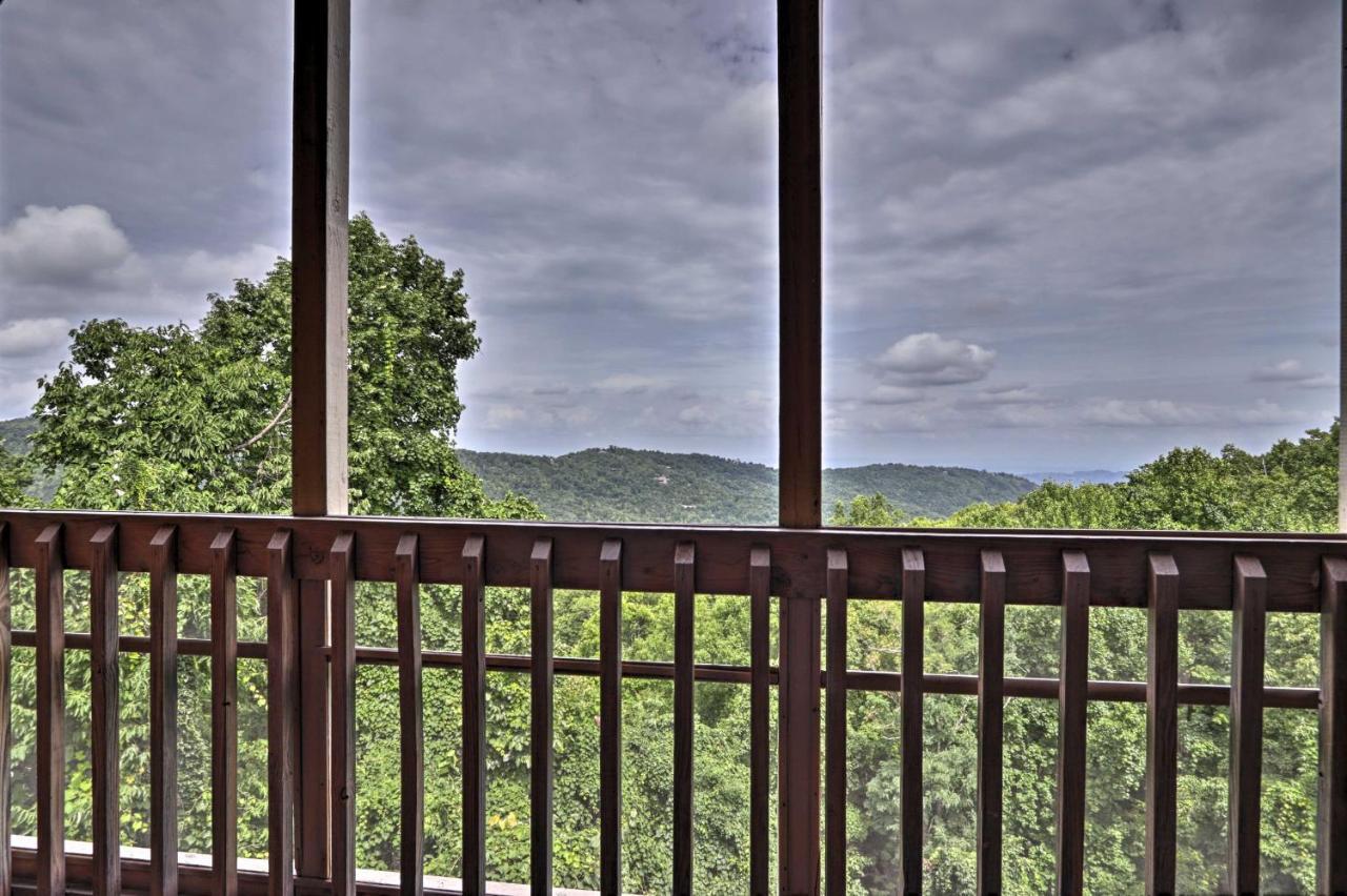 Mtn With Views, Close To Dtwn Gatlinburg! Apartment *