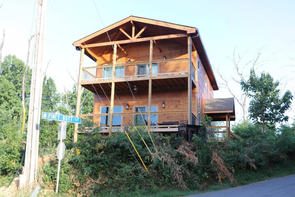 Village- Amazing Mountain Views - Piney Butt Place Holiday home