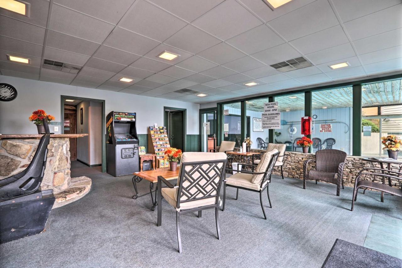 Mtn With Views, Close To Dtwn Gatlinburg! Apartment
