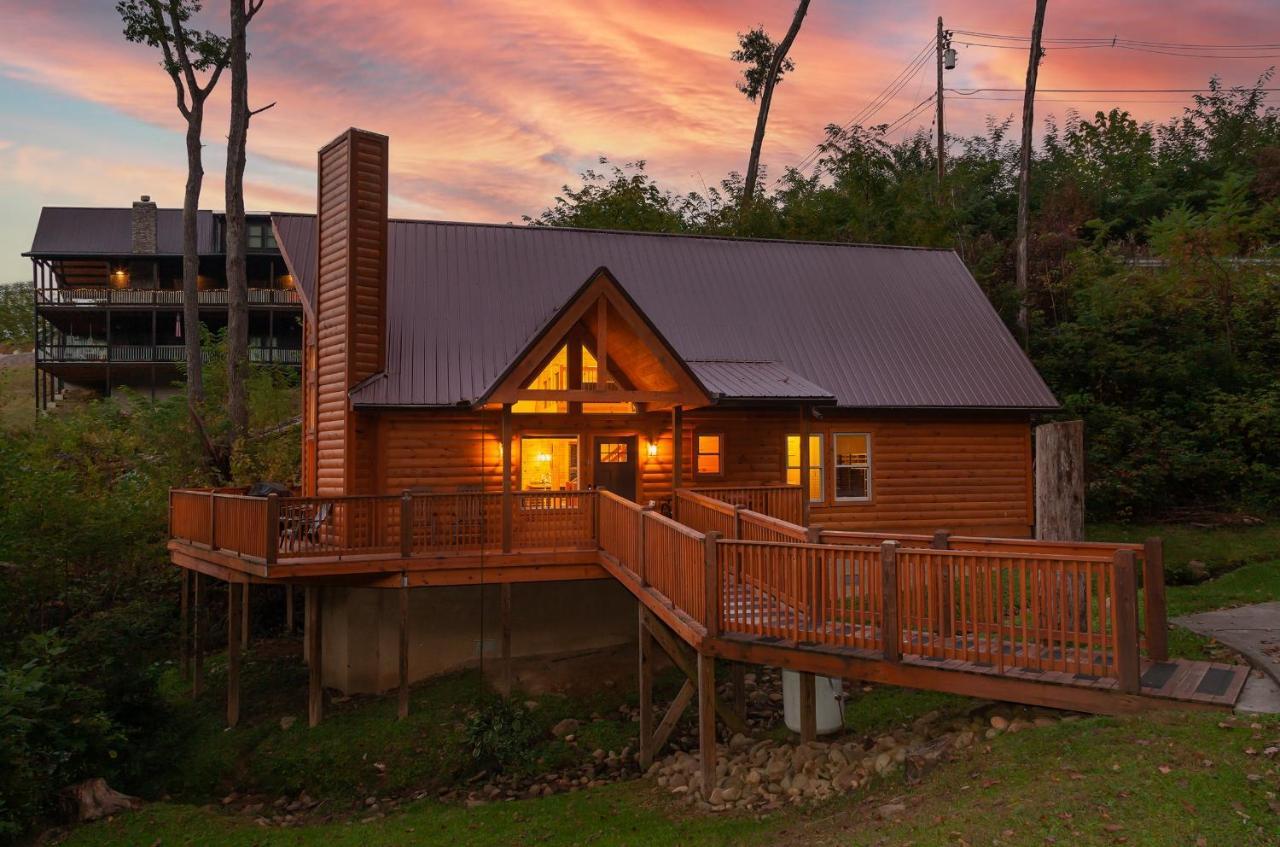 Creekside Manor Holiday home