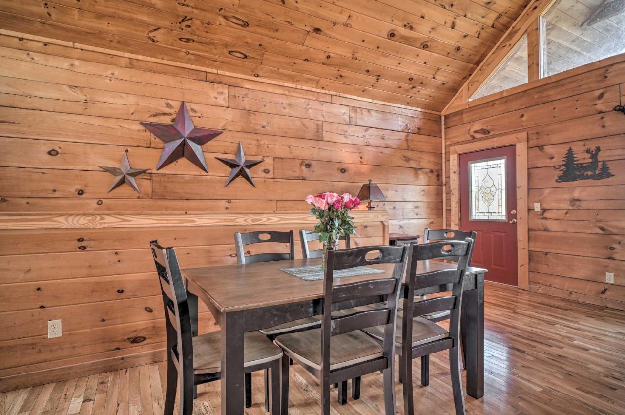 The Great Escape Getaway With Hot Tub! Holiday home