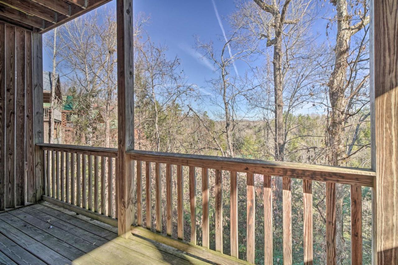 Holiday home The Great Escape Getaway With Hot Tub! Gatlinburg