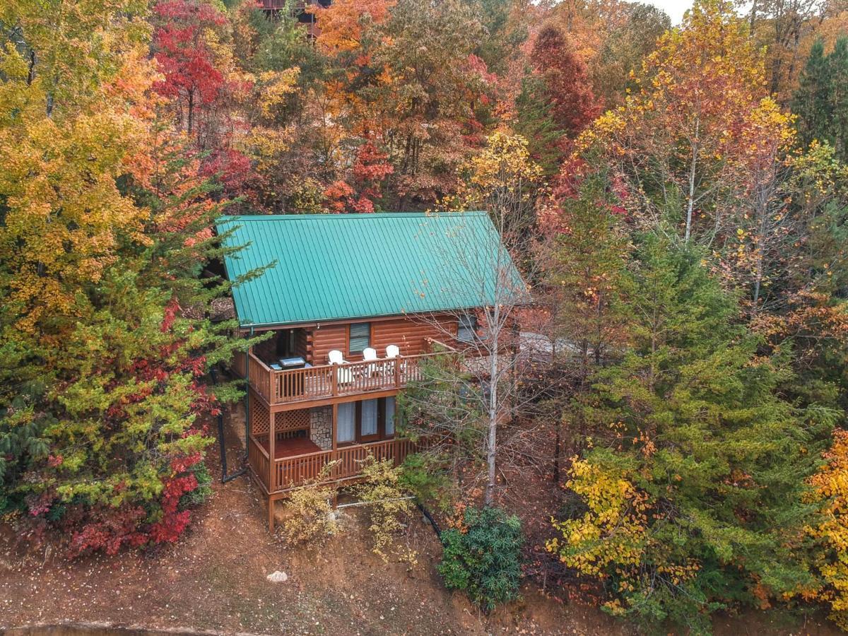 Americana Gatlinburg