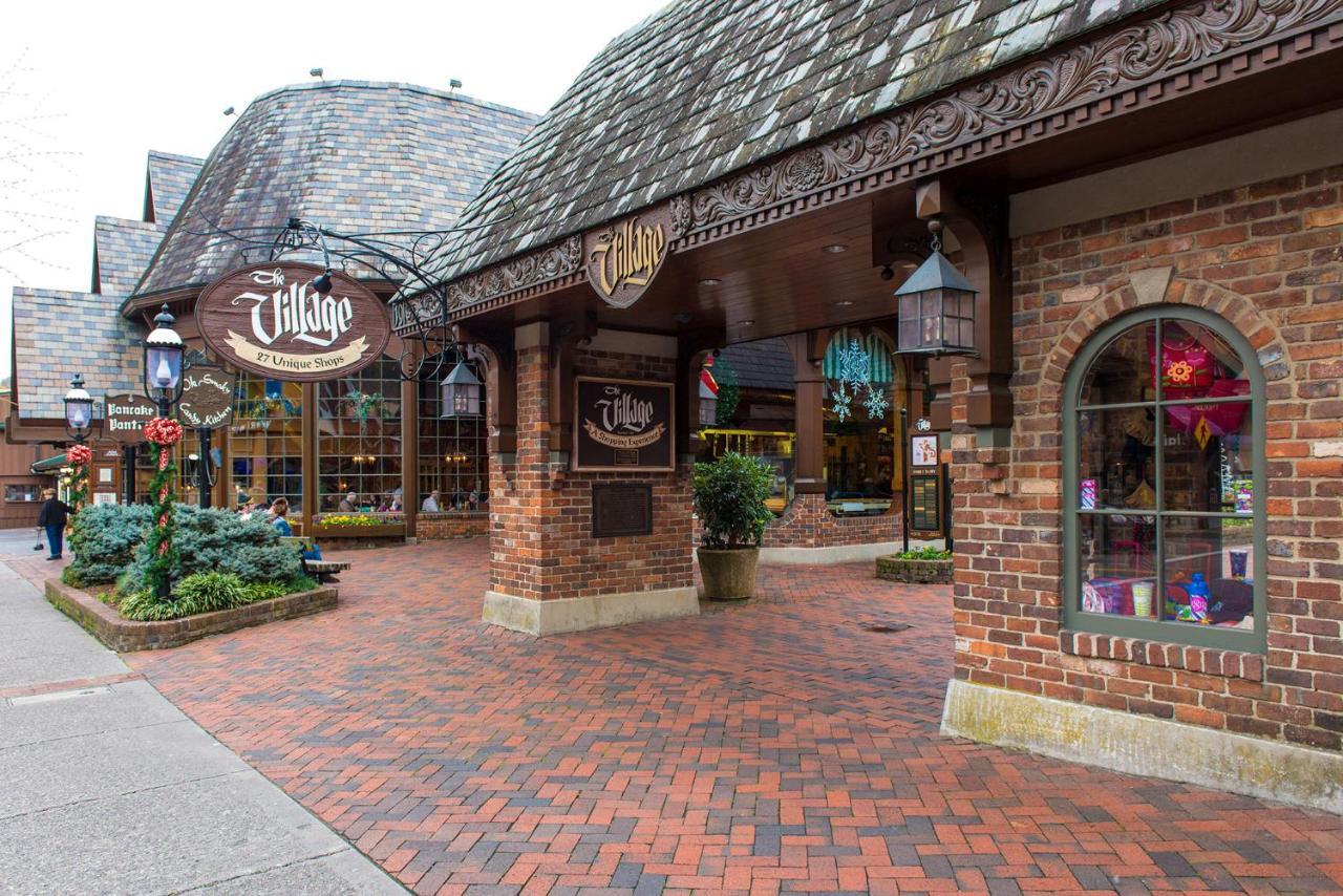 Holiday home Bearadise 2, 2 Bedrooms, Pool Access, Hot Tub, Fireplace, Wifi, Sleeps 4 Gatlinburg