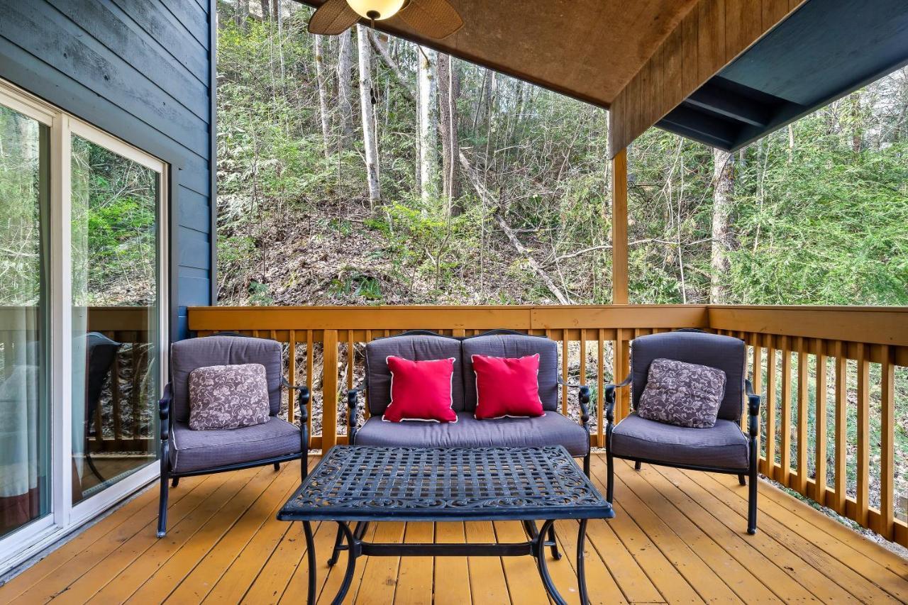 Chalet Bluebearry Patch