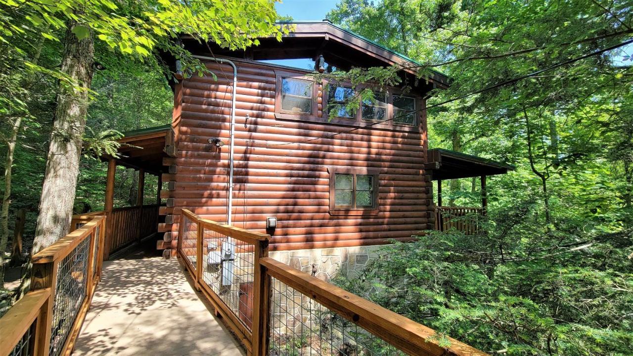 Mountain Joy -private Treehouse Style That Sleeps 4-free Tickets * Gatlinburg
