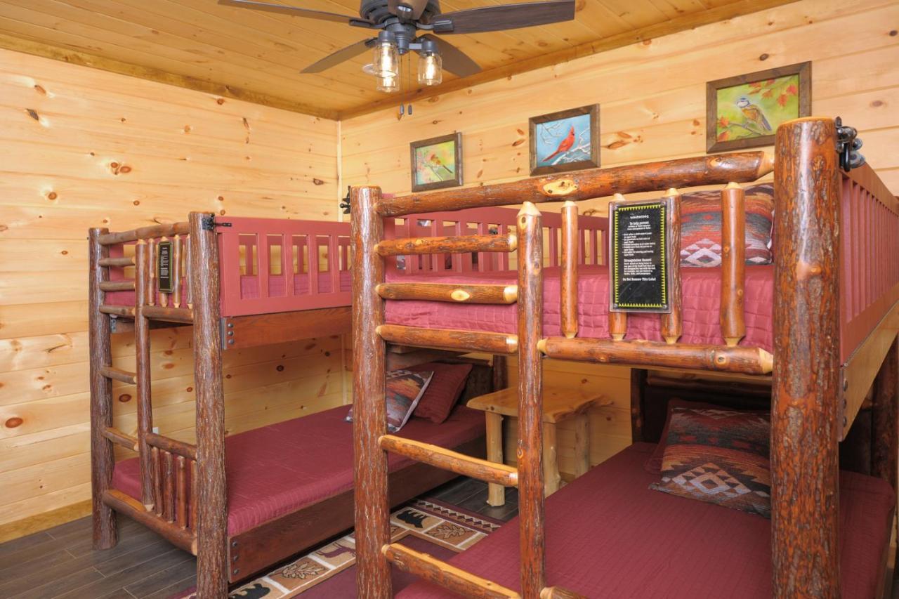 Ridge View Nature And Mountain View - Hot Tub - Firepit - Yard - Games Holiday home *