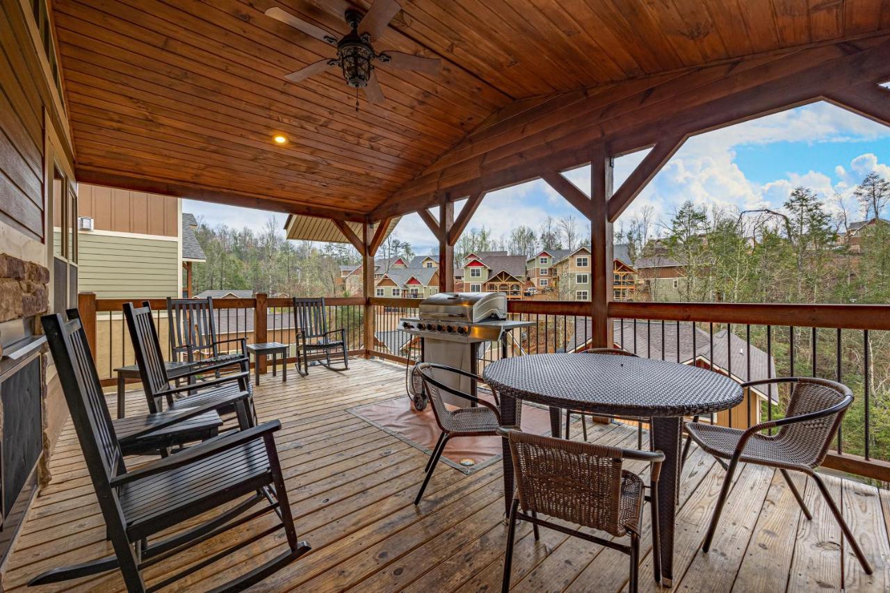 Holiday home Hilltop Haven Gatlinburg